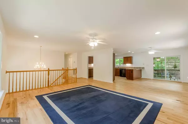 370 SYLVAN LN, Harpers Ferry, WV 25425