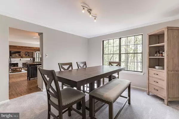 10 HARWOOD DR, Voorhees, NJ 08043