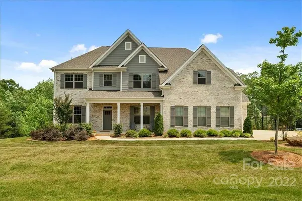 190 Walking Horse TRL, Davidson, NC 28036