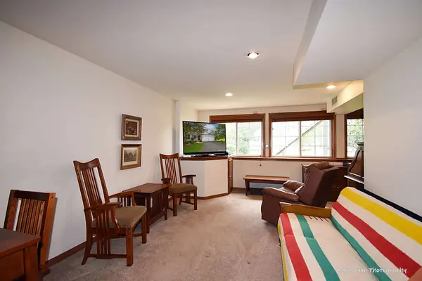 292 Cane Garden Circle, Aurora, IL 60504