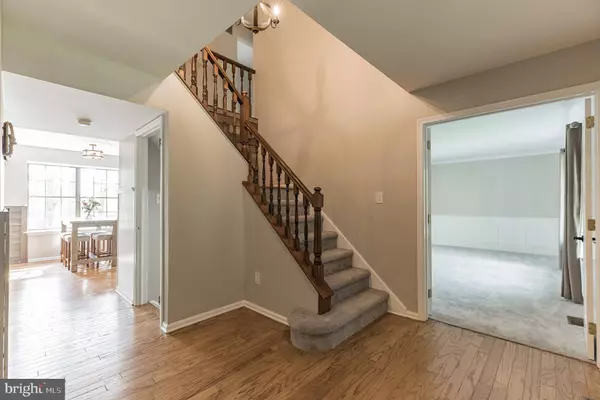 10 HARWOOD DR, Voorhees, NJ 08043