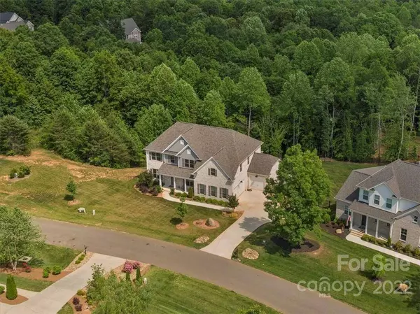 190 Walking Horse TRL, Davidson, NC 28036