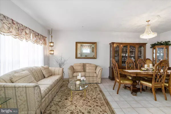 108 BUTTONWOOD CT, Rosedale, MD 21237