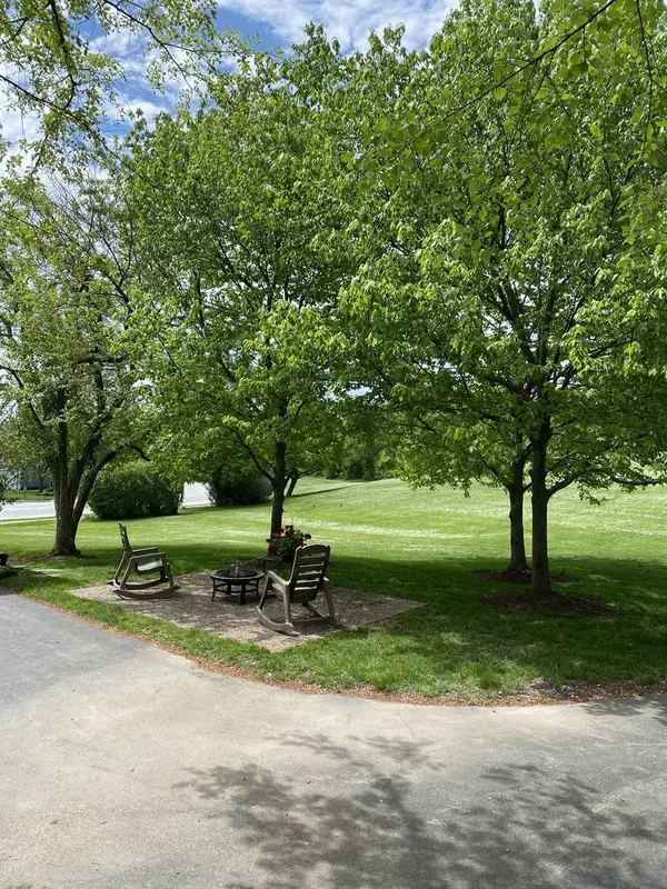 292 Cane Garden Circle, Aurora, IL 60504