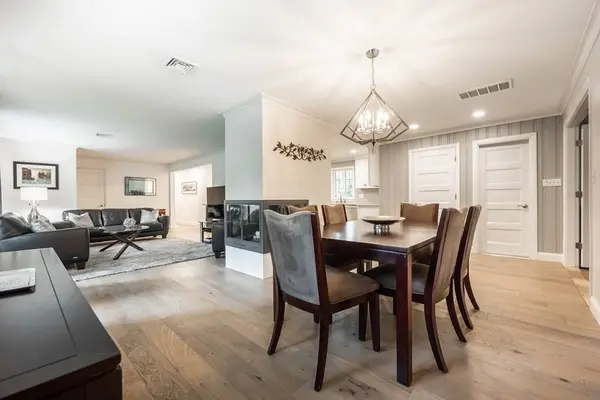 63 Lovejoy Rd, Andover, MA 01810