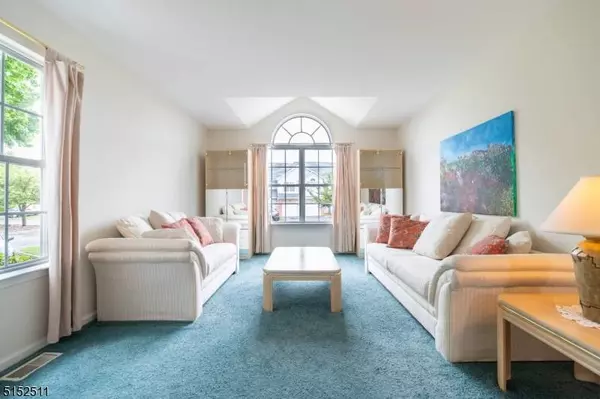 113 Castle Pointe Blvd, Piscataway Twp., NJ 08854