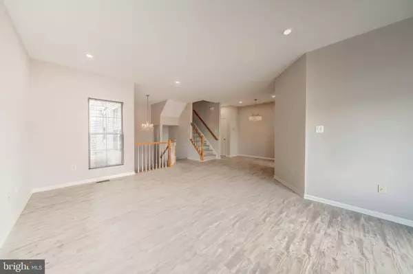 44222 MOSSY BROOK SQ, Ashburn, VA 20147