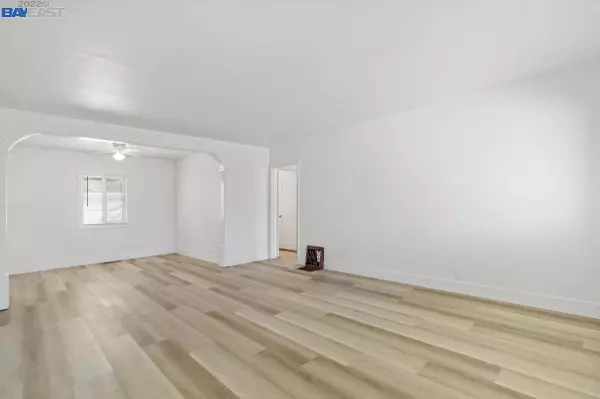 834 Frederick Rd, San Leandro, CA 94577