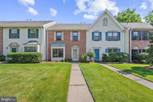 703 BROKAW CT, Bridgewater, NJ 08807