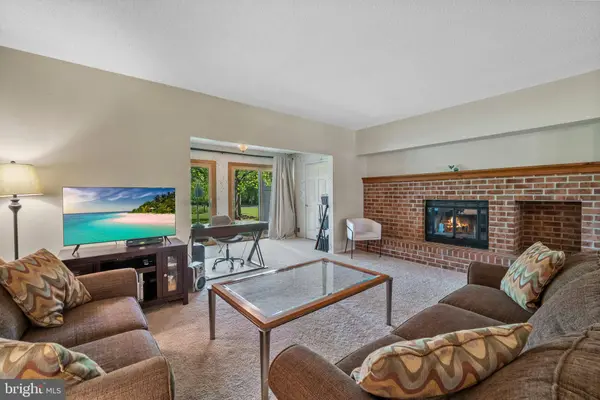 703 BROKAW CT, Bridgewater, NJ 08807