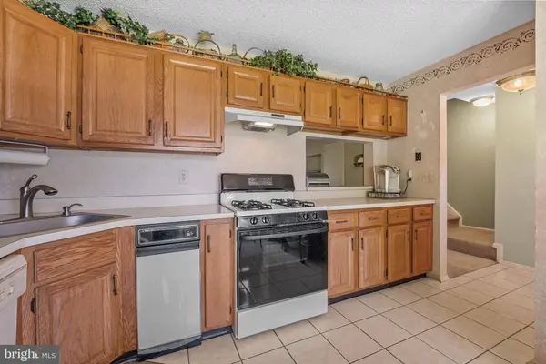 703 BROKAW CT, Bridgewater, NJ 08807