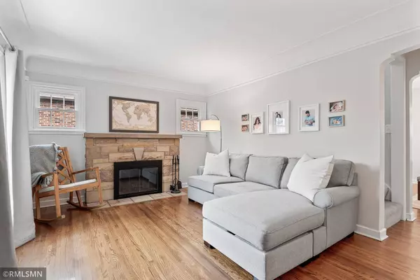 5540 Richmond Curve, Minneapolis, MN 55410