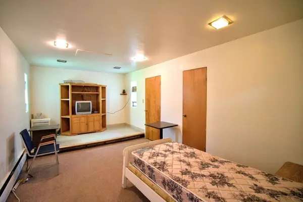 569 State ST N, Eden Valley, MN 55329