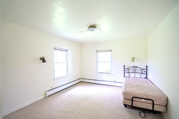 569 State ST N, Eden Valley, MN 55329