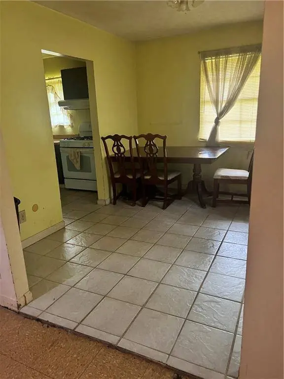 874 Plainville PL SW, Atlanta, GA 30331