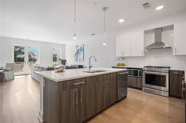 775 Juniper ST NE #416, Atlanta, GA 30308