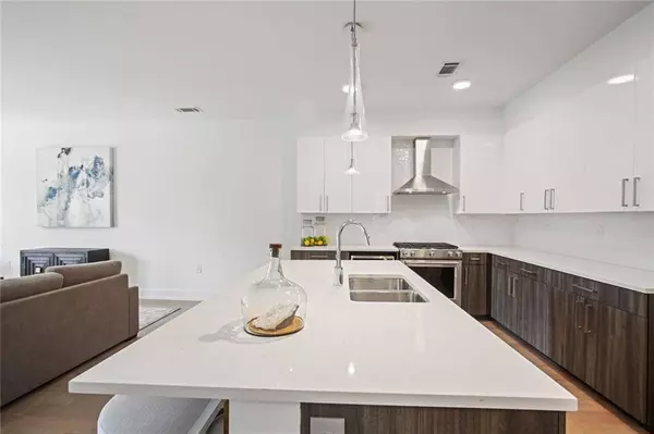 775 Juniper ST NE #416, Atlanta, GA 30308