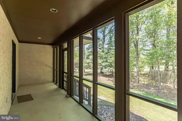 28 KELLY DR, Marlton, NJ 08053