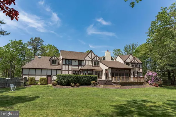 28 KELLY DR, Marlton, NJ 08053