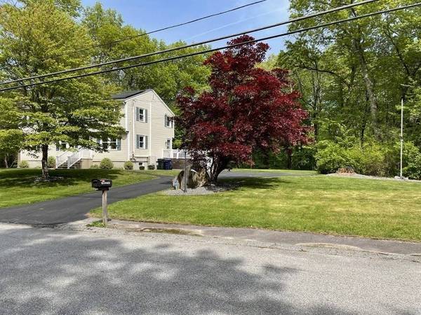 37 Ruby Rd, Dracut, MA 01826
