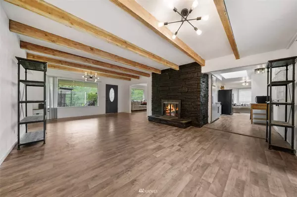 10822 16th ST E, Edgewood, WA 98372