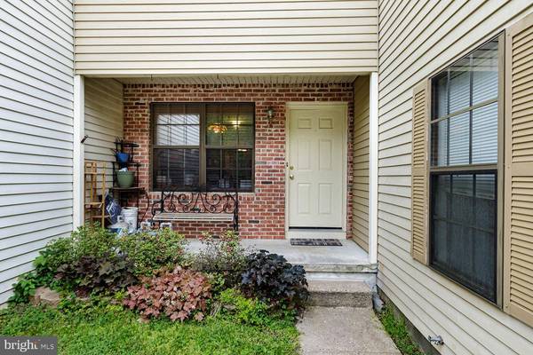 8 REGENT CT, Medford, NJ 08055