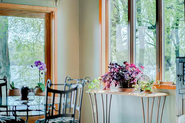 317 Lake ST S, Bayport, MN 55003