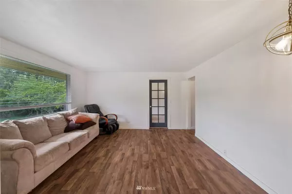 10822 16th ST E, Edgewood, WA 98372