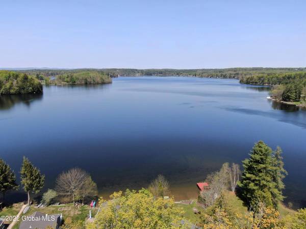 3045 E South Shore  DR, Galway, NY 12074