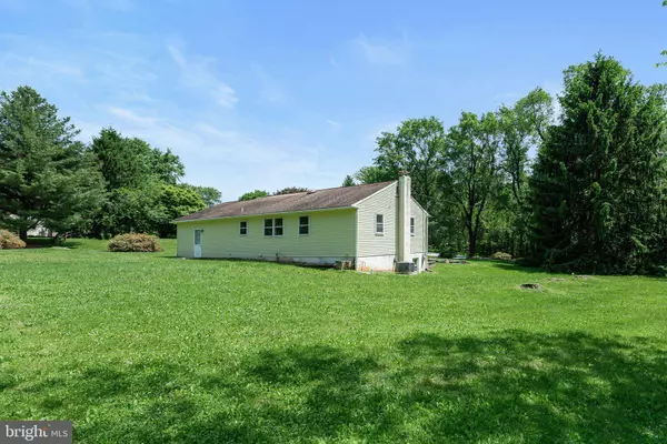 9 KENO LN, West Grove, PA 19390