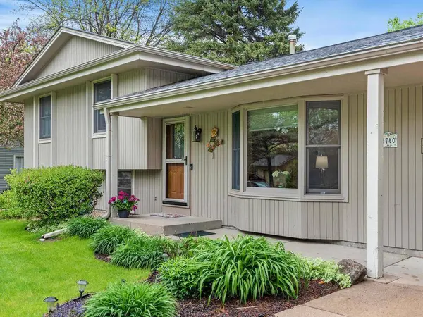 3740 Trenton LN N, Plymouth, MN 55441