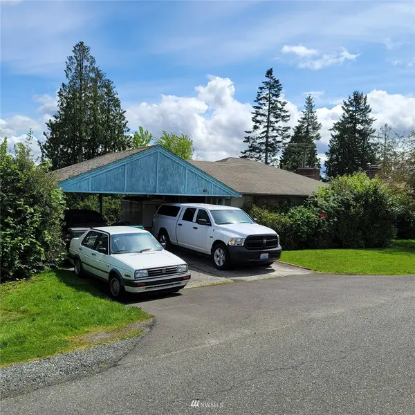 7528 S Lakeridge DR, Seattle, WA 98178