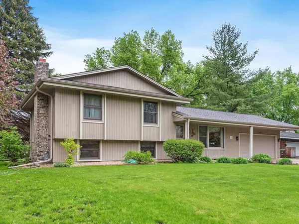 3740 Trenton LN N, Plymouth, MN 55441