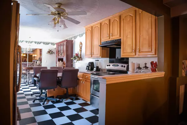 78 Yellow Hill CT, Elkhorn City, KY 41522