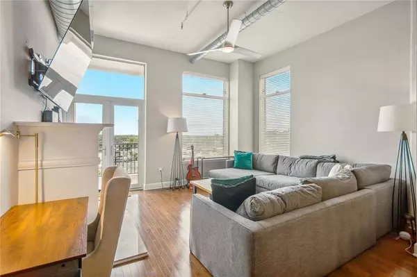 3820 Roswell RD NE #902, Atlanta, GA 30342