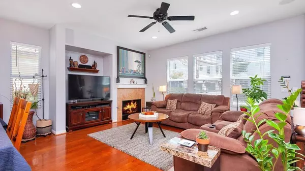 2139 Desert Bluffs Court, Chula Vista, CA 91915