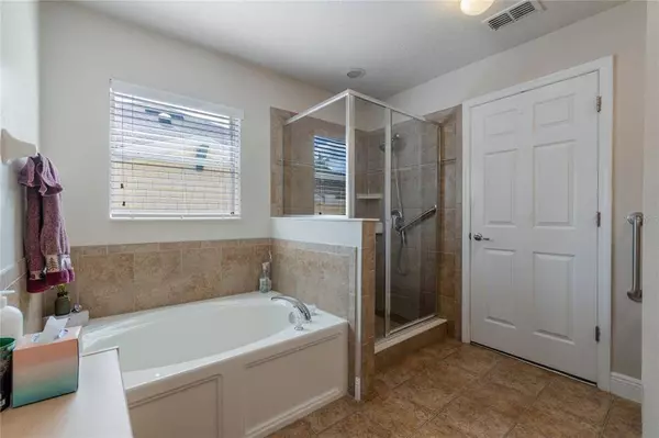 21620 BELGIAN CT, Mount Dora, FL 32757