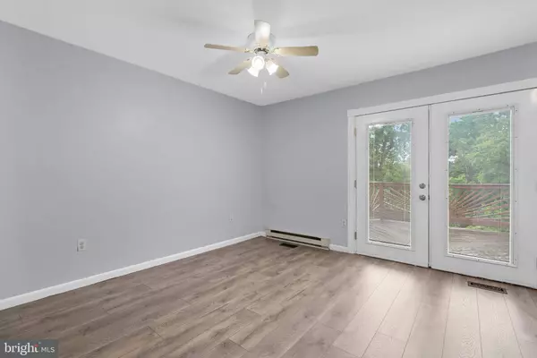 1055 PEACH ORCHARD LN, Brunswick, MD 21716