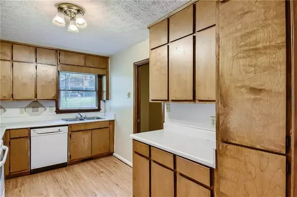 2198 Bristol CT, Jonesboro, GA 30236