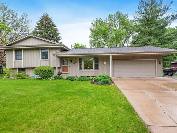 3740 Trenton LN N, Plymouth, MN 55441