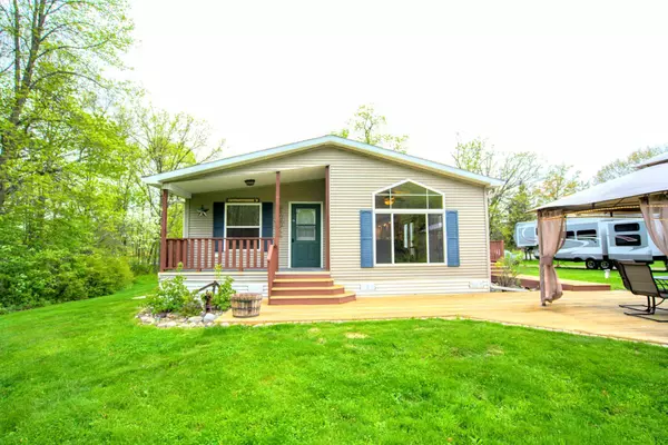 9701 State Highway 27, Onamia, MN 56359