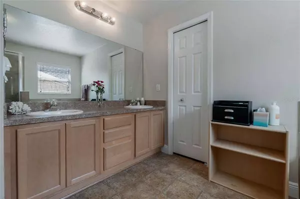 21620 BELGIAN CT, Mount Dora, FL 32757