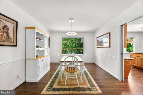 10118 MAPLEWOOD DR, Ellicott City, MD 21042