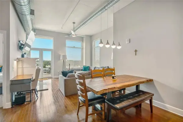 3820 Roswell RD NE #902, Atlanta, GA 30342