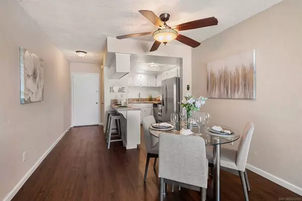 7555 Linda Vista Rd 28, San Diego, CA 92111