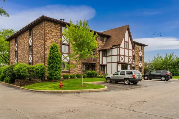 10640 Ridgeland Avenue #1C