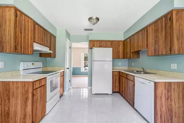 1659 E APACHE CIR, Deltona, FL 32725