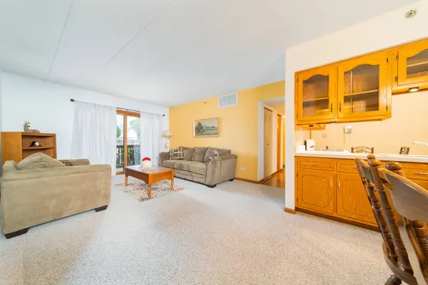 10640 Ridgeland Avenue #1C, Chicago Ridge, IL 60415