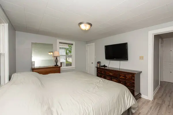 1266 Cora ST, Joliet, IL 60435