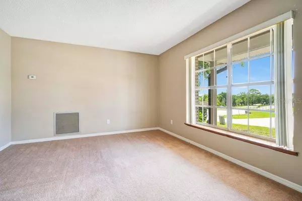 1659 E APACHE CIR, Deltona, FL 32725